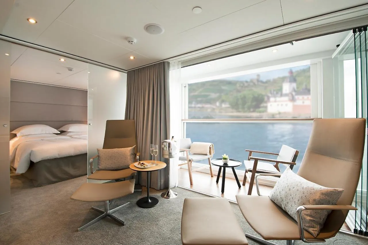 Fairtours Hotelschiff Emerald Sun****** Frankfurt nad Menem Niemcy