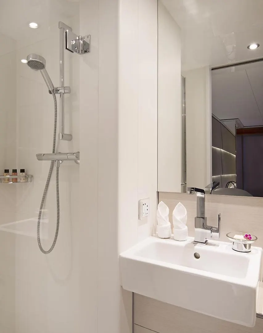 Fairtours Hotelschiff Emerald Sun****** Frankfurt nad Menem
