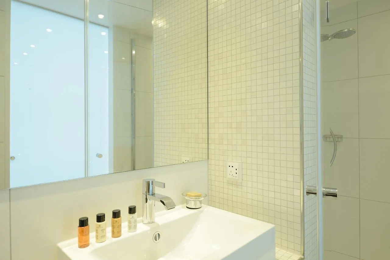 Hotel na wodzie Fairtours Hotelschiff Emerald Sun****** Frankfurt nad Menem Niemcy