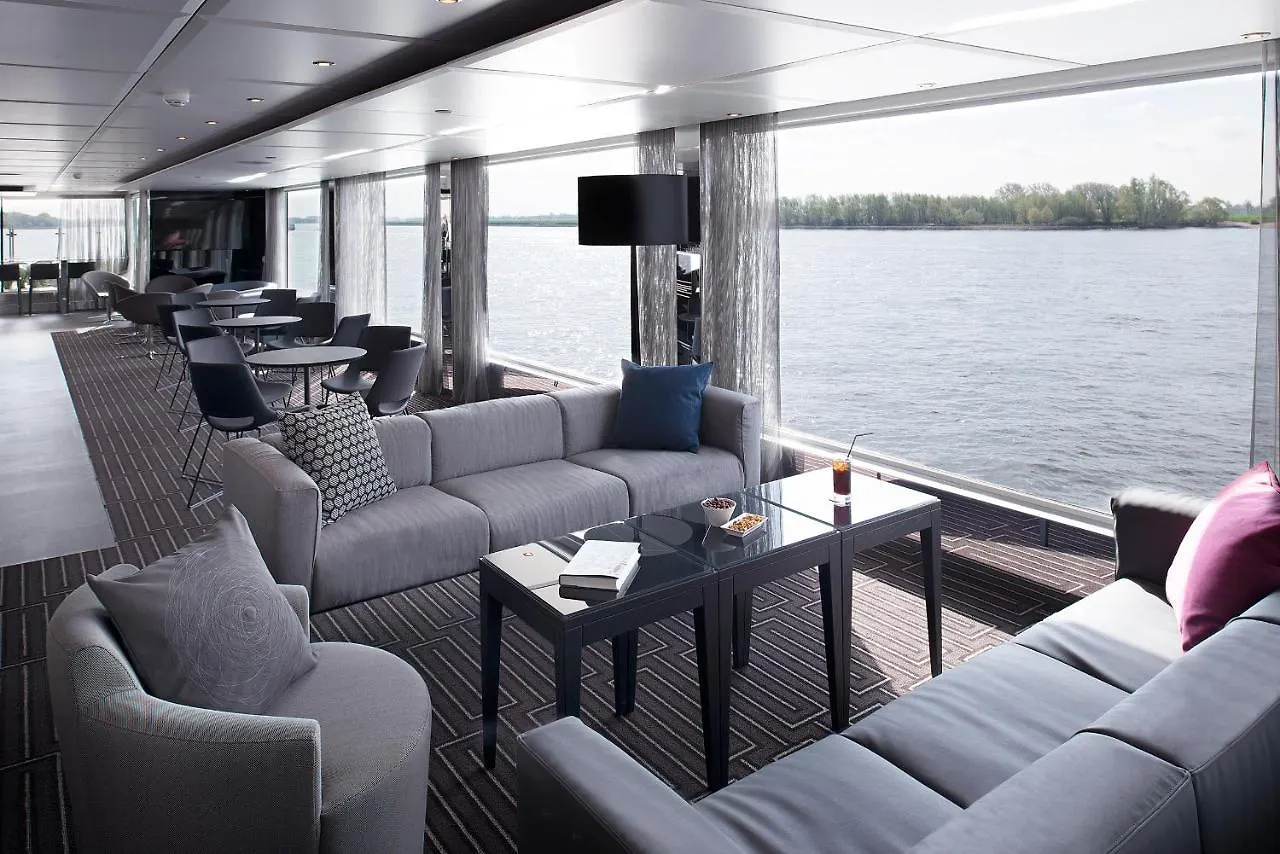 Fairtours Hotelschiff Emerald Sun****** Frankfurt nad Menem Hotel na wodzie