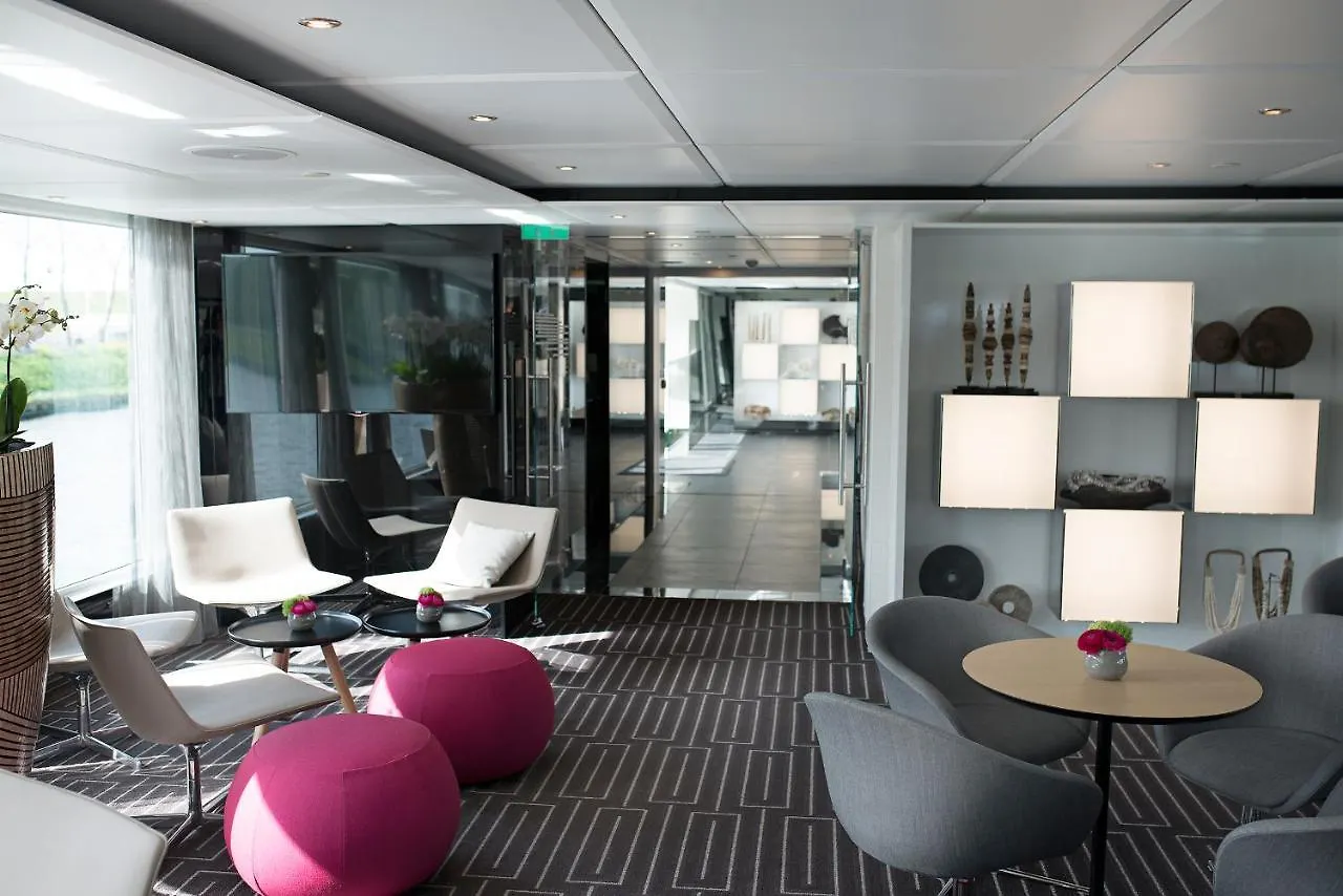 Botel Fairtours Hotelschiff Emerald Sun****** Frankfurt am Main