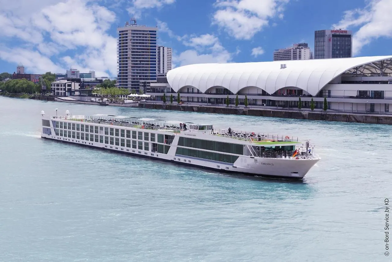 Fairtours Hotelschiff Emerald Sun****** location